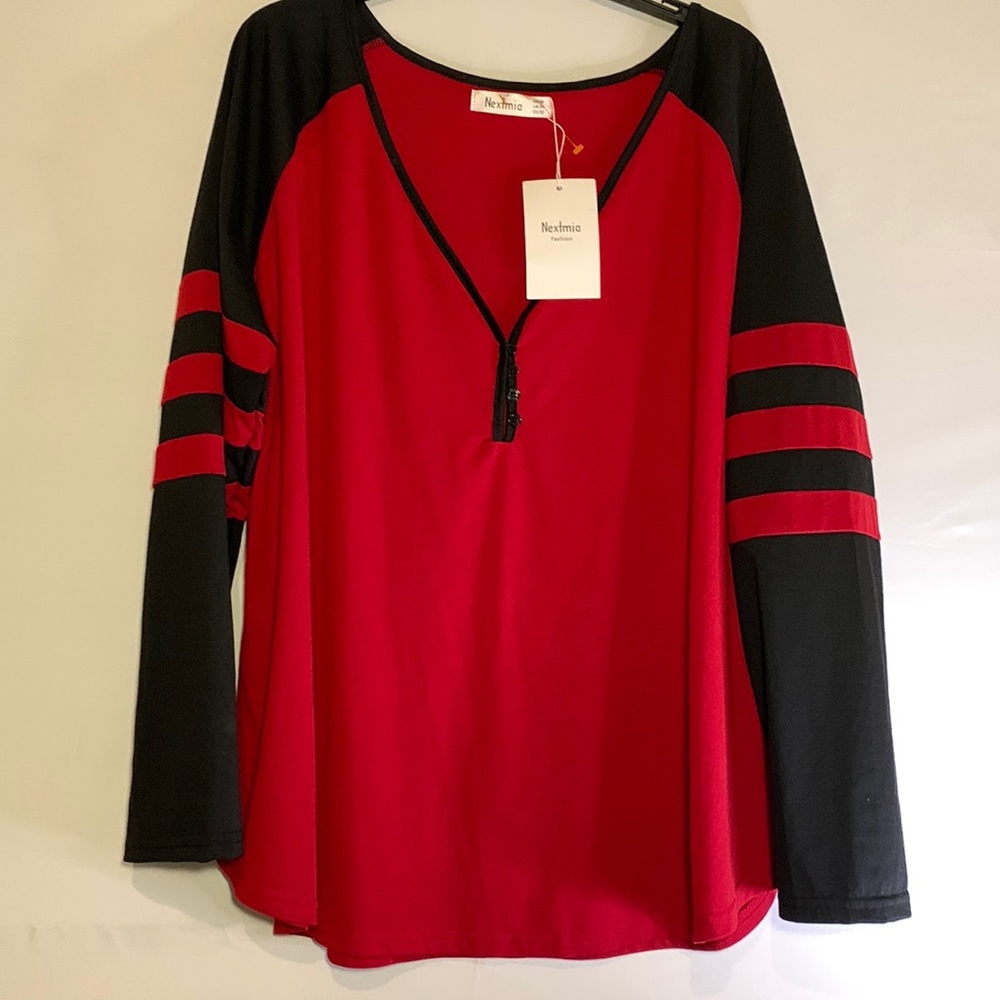 Womens Nextmia NWT top baseball size 20 casual